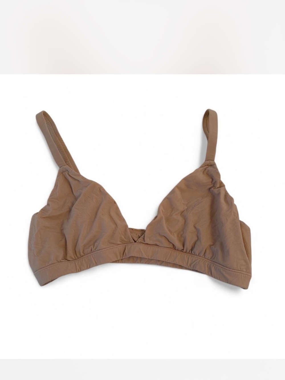 SKIMS Soft Wireless Bralette in Taupe Brown